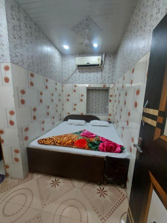 Mj Chawla Homestay Double Bed Attached Bathroom Room Амрітсар Екстер'єр фото
